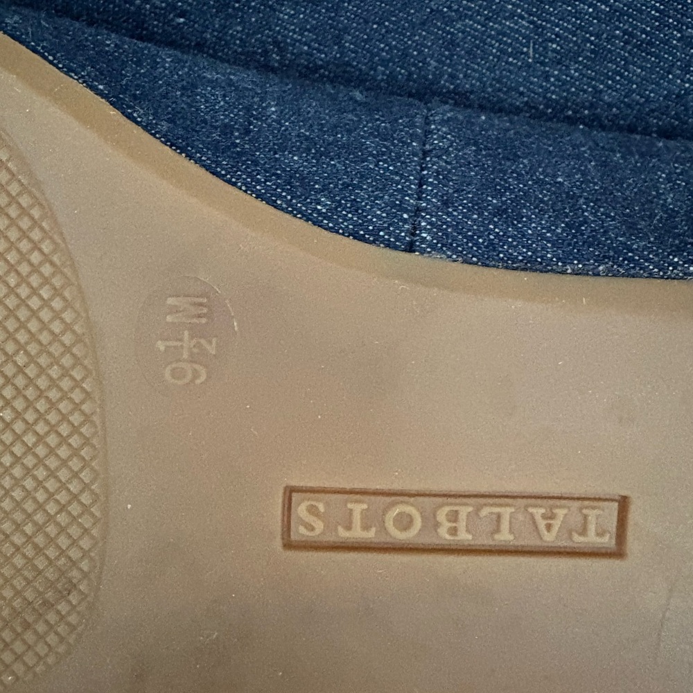 Talbots denim gold medallion flats new size 9.5 medium width rubber sole - Picture 8 of 9